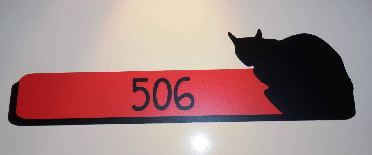 Zimmertür Hotel Le Chat Noir