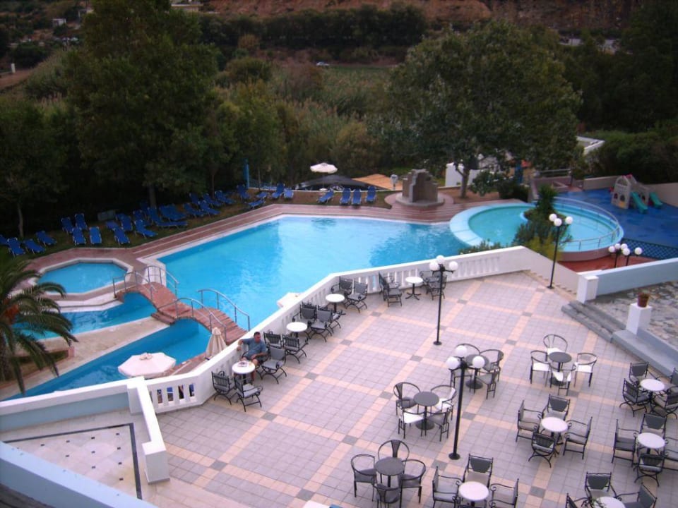 Blick von dere Dachterrasse Fodele Beach & Water Park Holiday Resort
