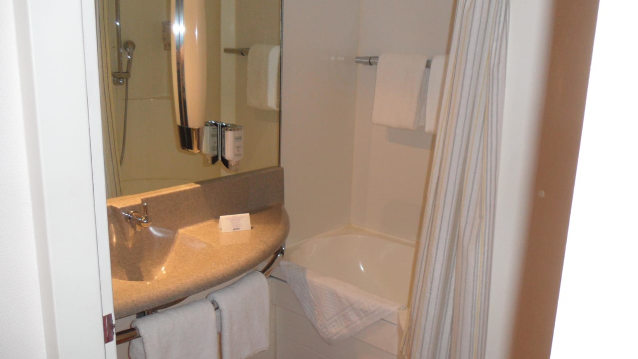 Zimmer 309 - Park Inn, HH Select Hotel Hamburg Nord