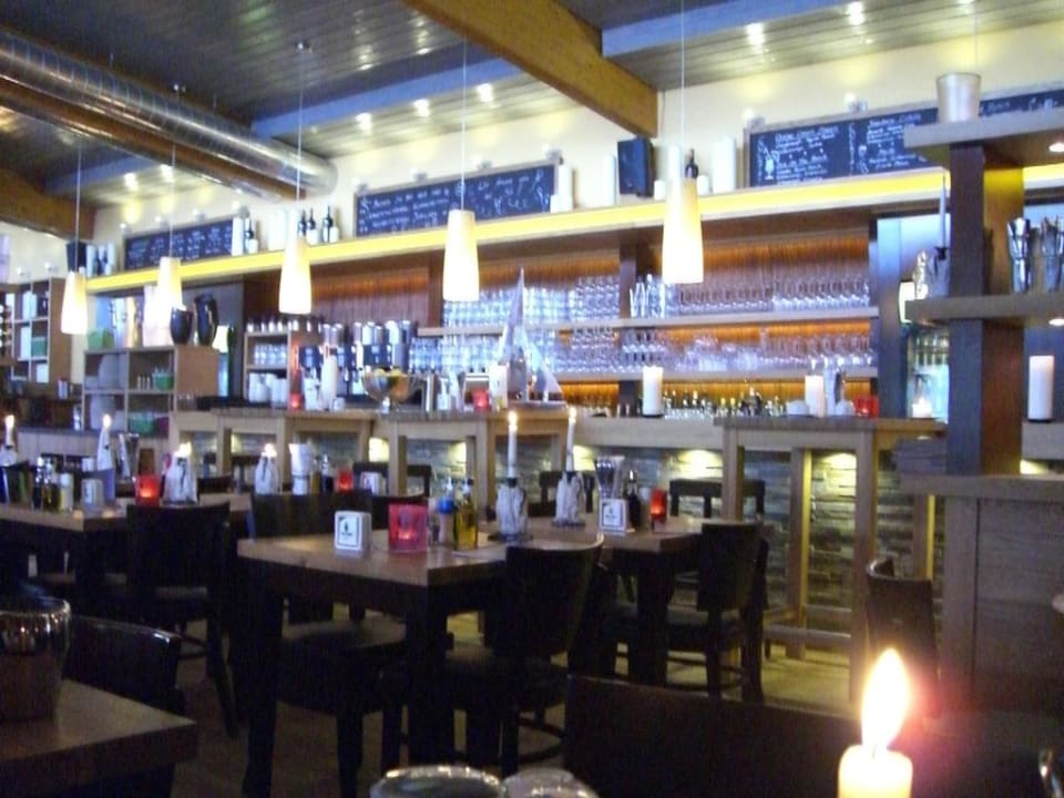 Im Restaurant  Hotel Riverside