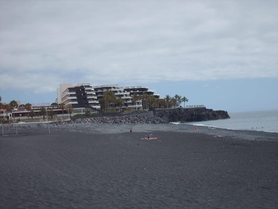 Blick auf Hotel vom Strand Melia La Palma Hotel