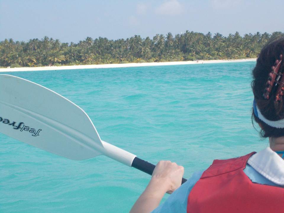 Beim Kajakfahren Meeru Maldives Resort Island