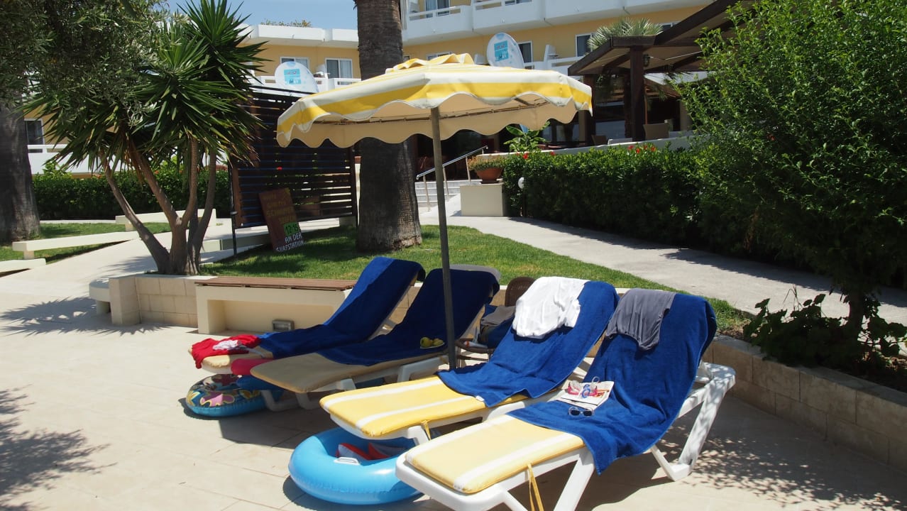 Wejście do lobby od strony basenu TUI KIDS CLUB Alex Beach