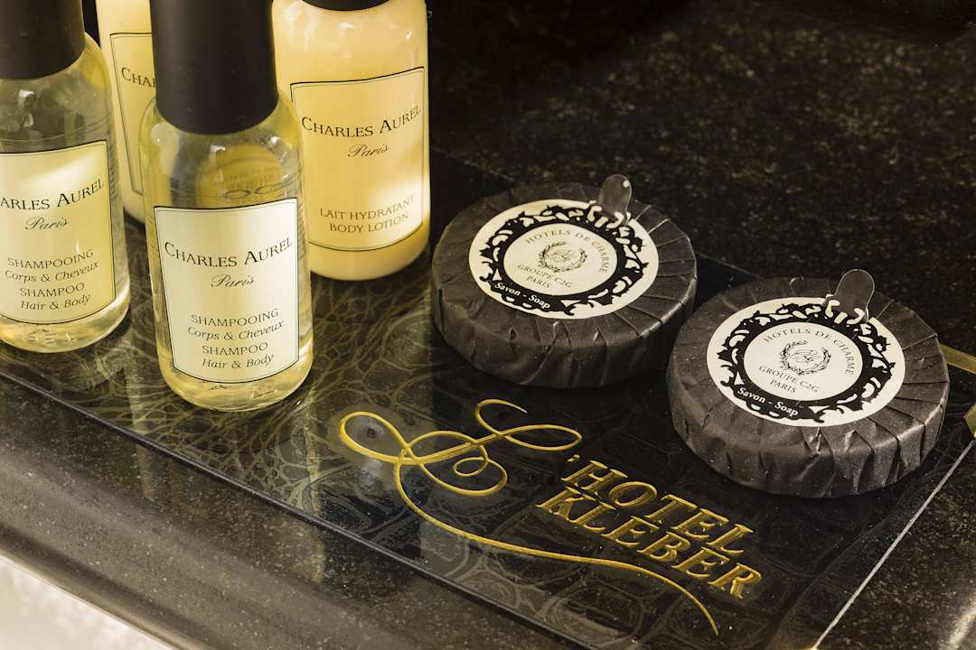 In your bathroom...relax Hotel Kleber Champs Elysees Tour Eiffel Paris