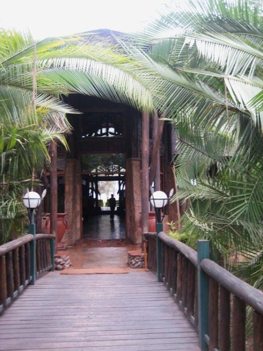 Eingang Ol Tukai Lodge