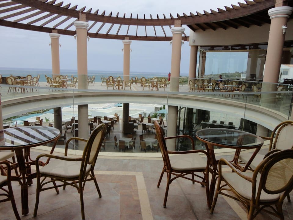 Stoliki Atrium Prestige Thalasso Spa Resort & Villas