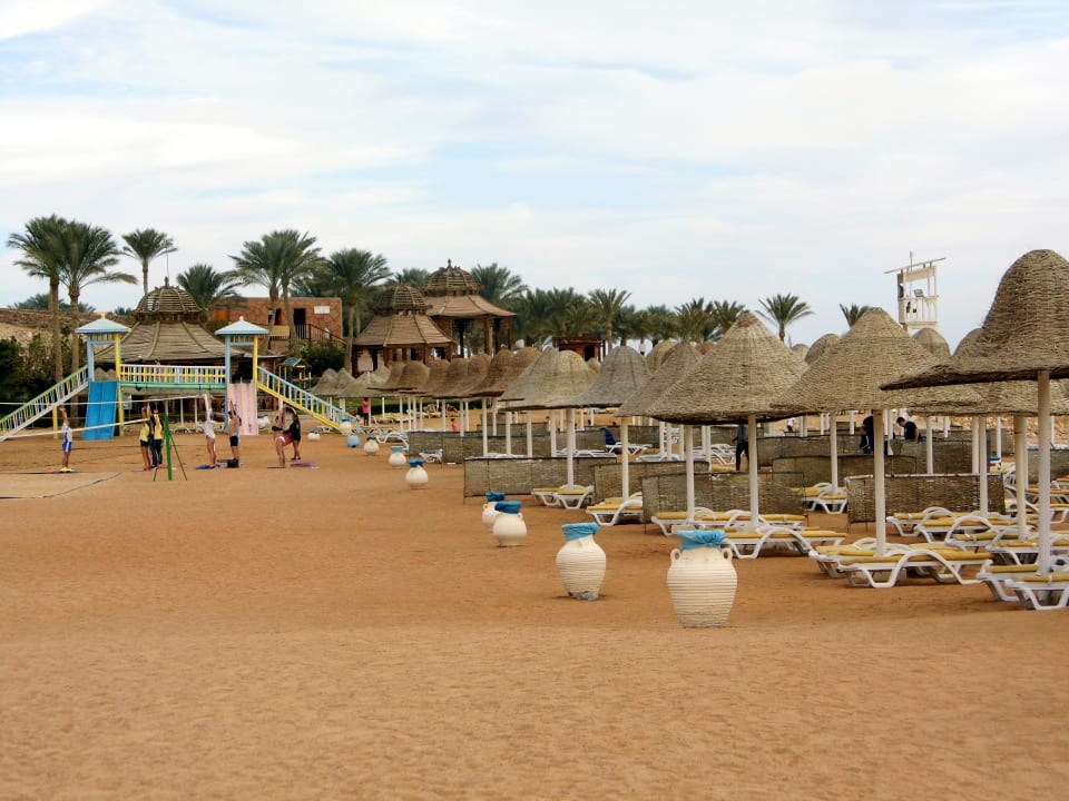 Strand Parrotel Beach Resort