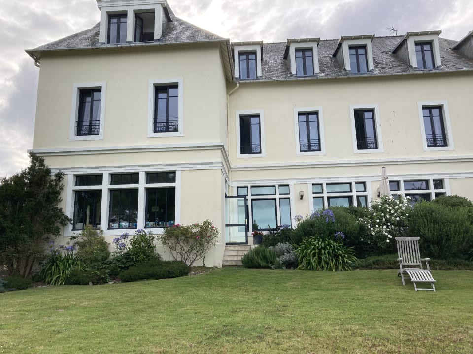 Außenansicht Hôtel de France