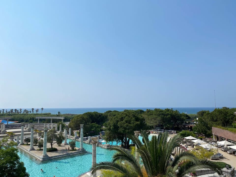 Pool Xanadu Resort Hotel