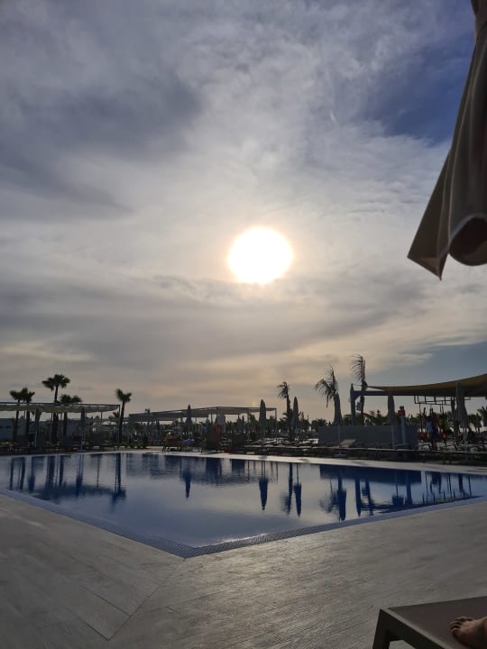 Pool Hotel Riu Karamboa
