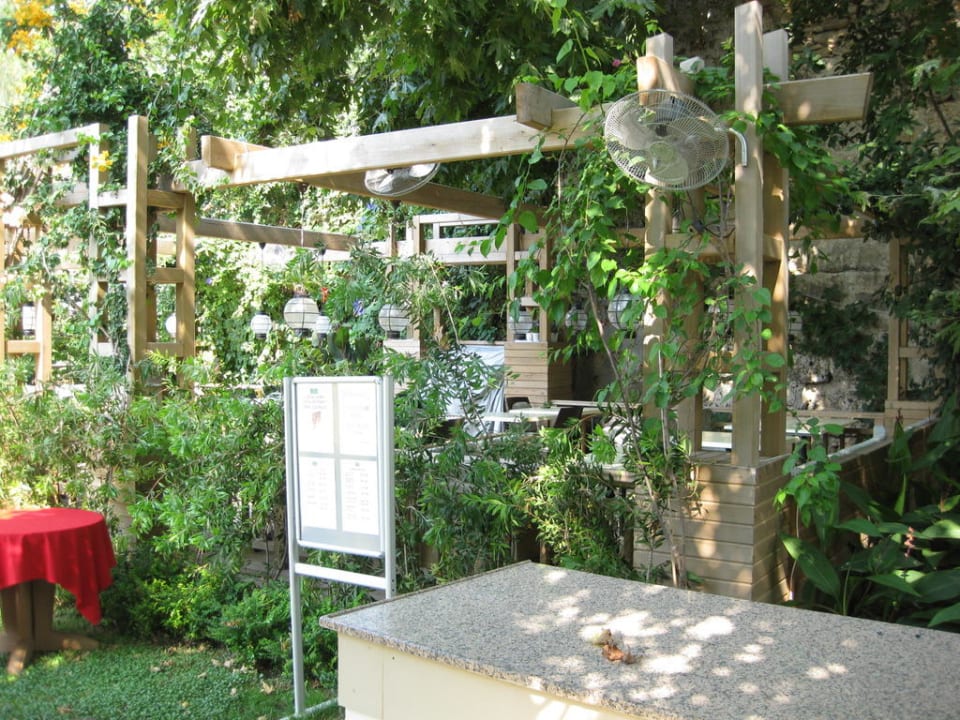 À la Carte Restaurant Can Garden Beach