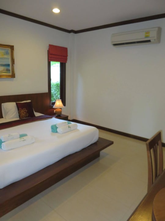 Bungalow Hotel the Green Beach Resort