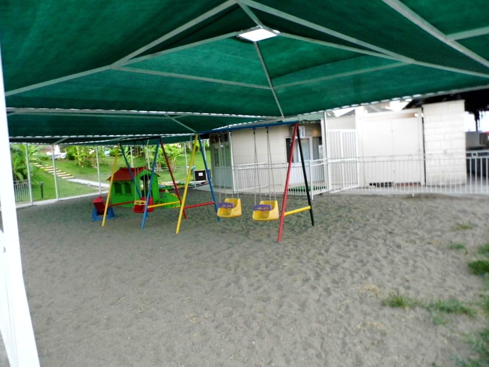 Kids club Mirage Park Resort