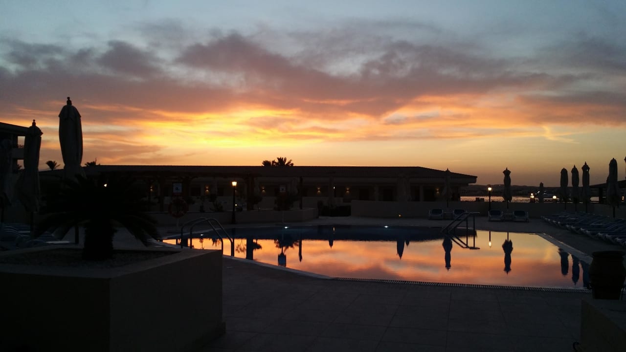 Sonnenuntergang im Beach Hotel  Cleopatra Luxury Resort Makadi Bay