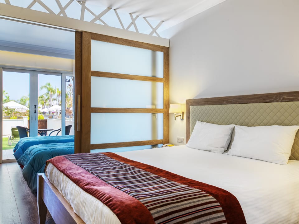 Zimmer Olympic Lagoon Resort Ayia Napa