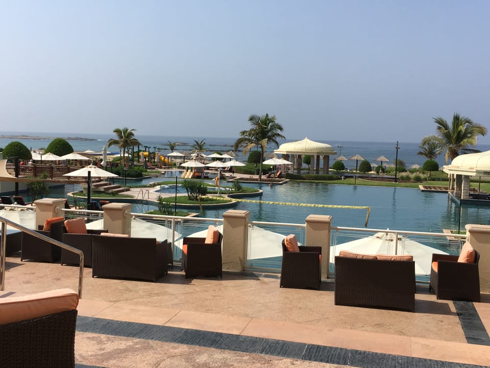 Pool Wyndham Garden Salalah Mirbat