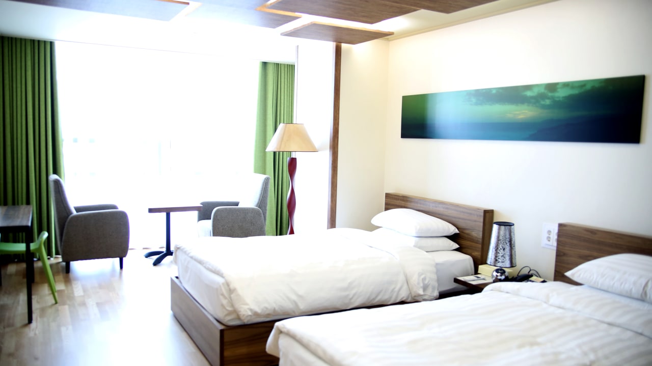 Zimmer Sunset Business Hotel