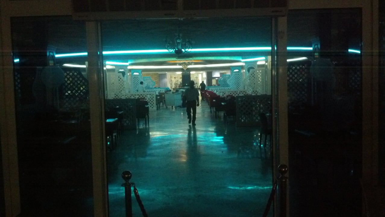 Restaurant in der Nacht Sultan of Dreams Hotel & Spa