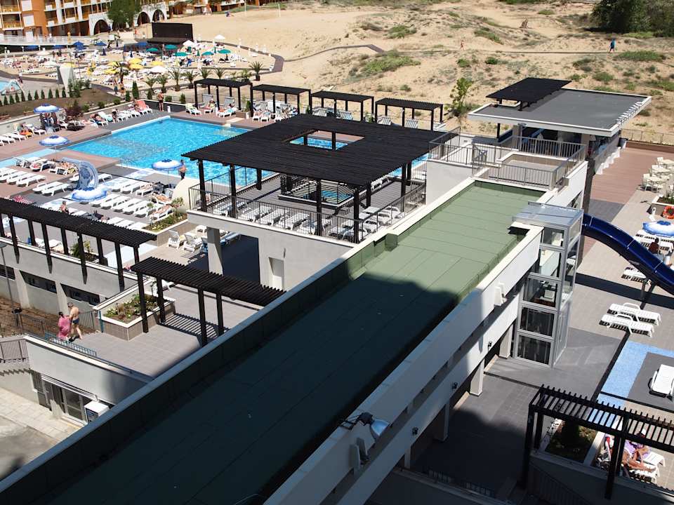 Burgas Beach/ Poolanlage  Burgas Beach Hotel