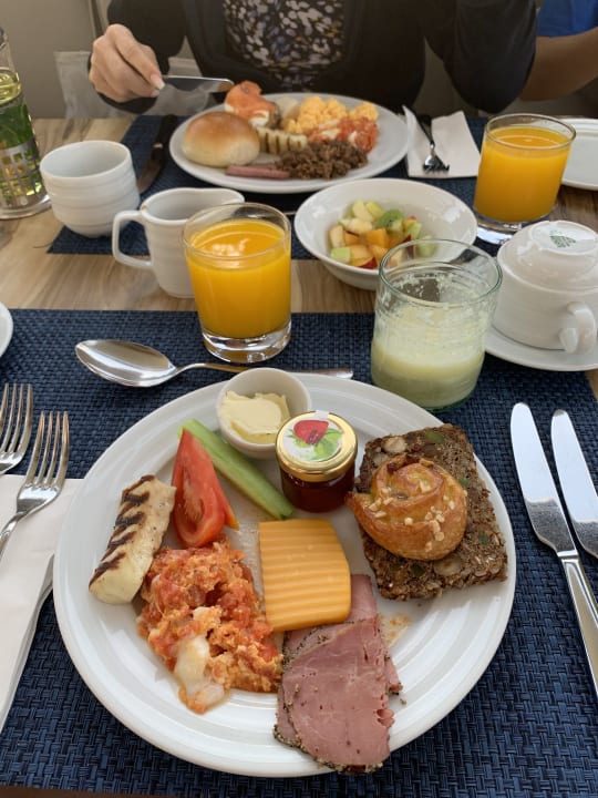 Gastro Acanthus Cennet Barut Collection