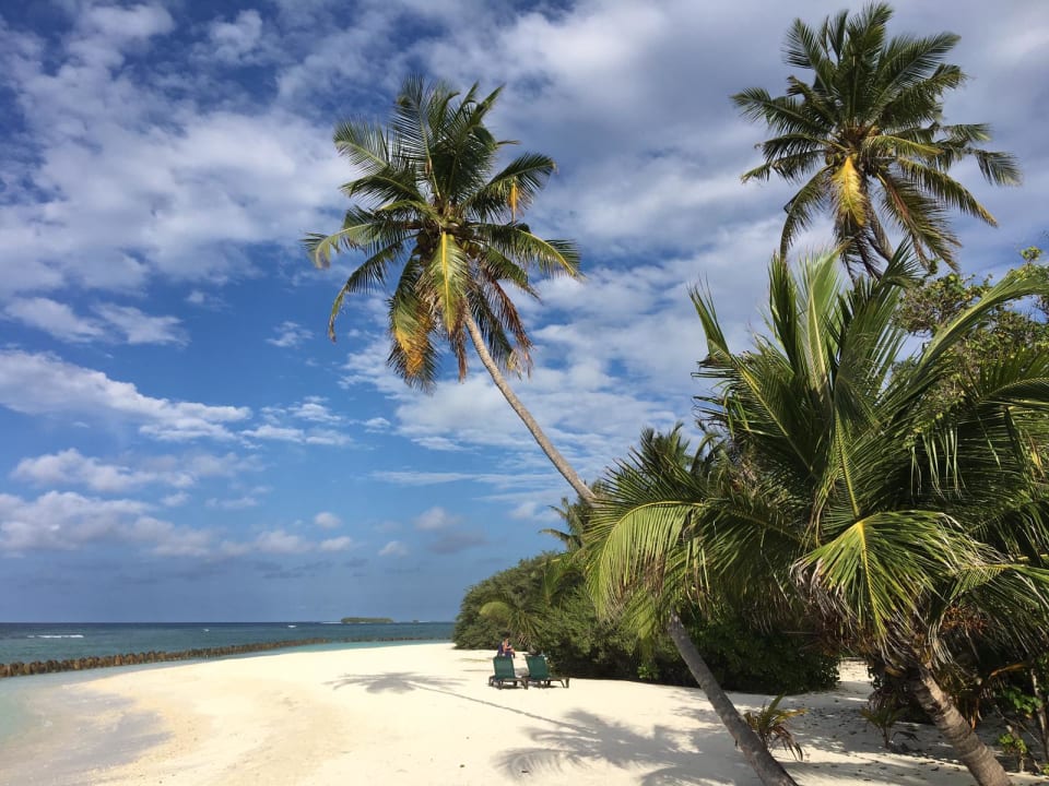 Strand Kuredu Island Resort & Spa