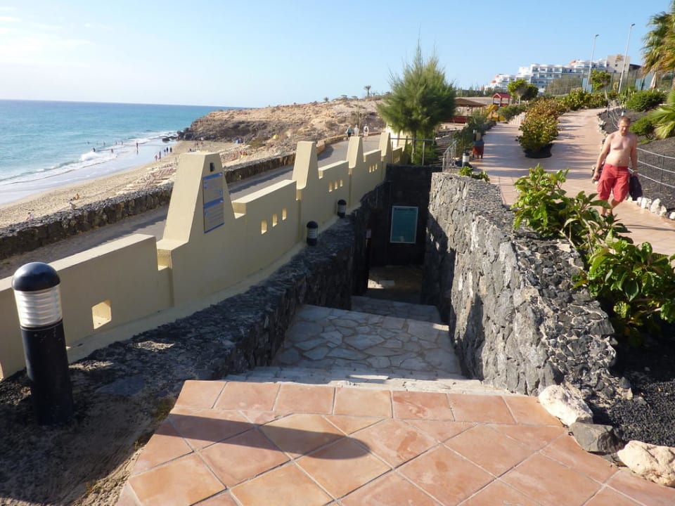 Weg zum Strand H10 Tindaya