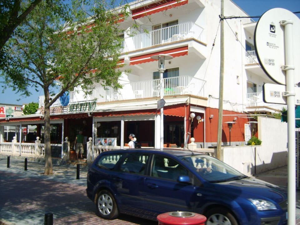 Seitenansicht Hostel Neptuno