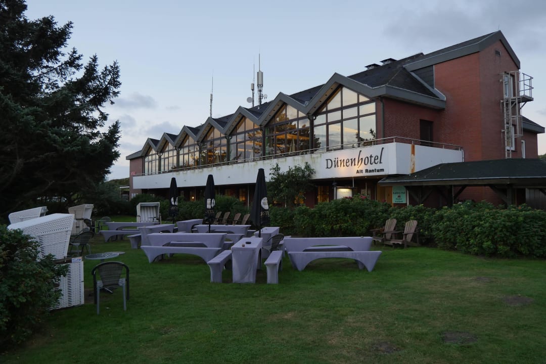Hauptgebäude Dünenhotel Alt-Rantum