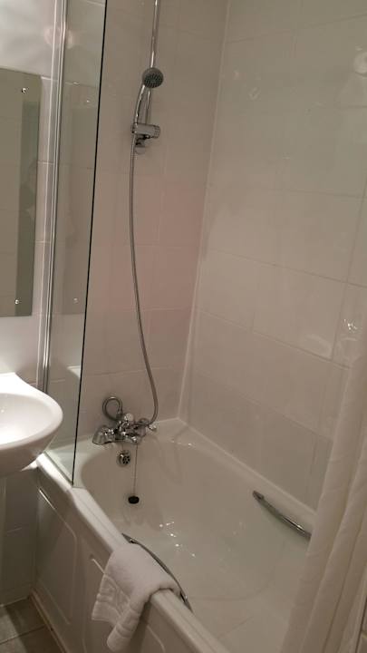 Bad Leonardo Inn Glasgow West End