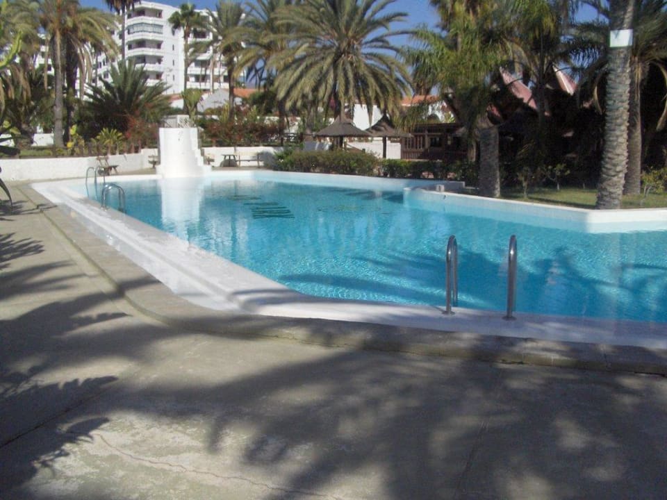 Der Pool HL Miraflor Suites Hotel