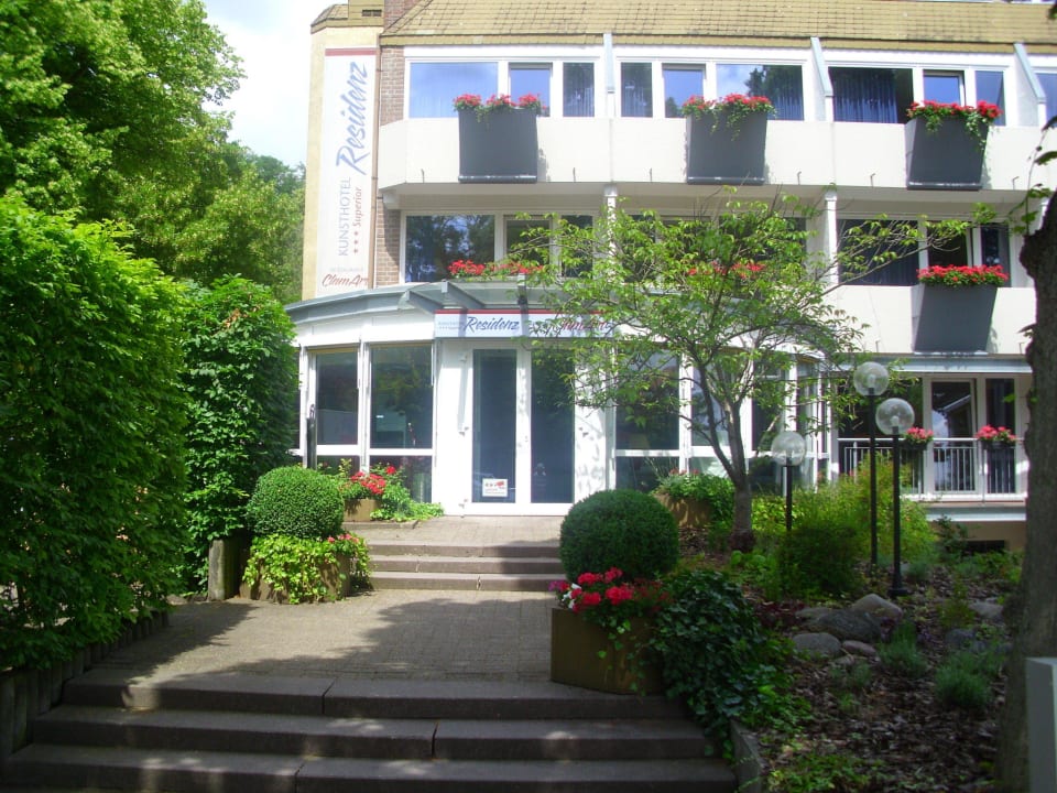 Ansicht von der Straßenseite Best Western Plus Residenzhotel Lueneburg