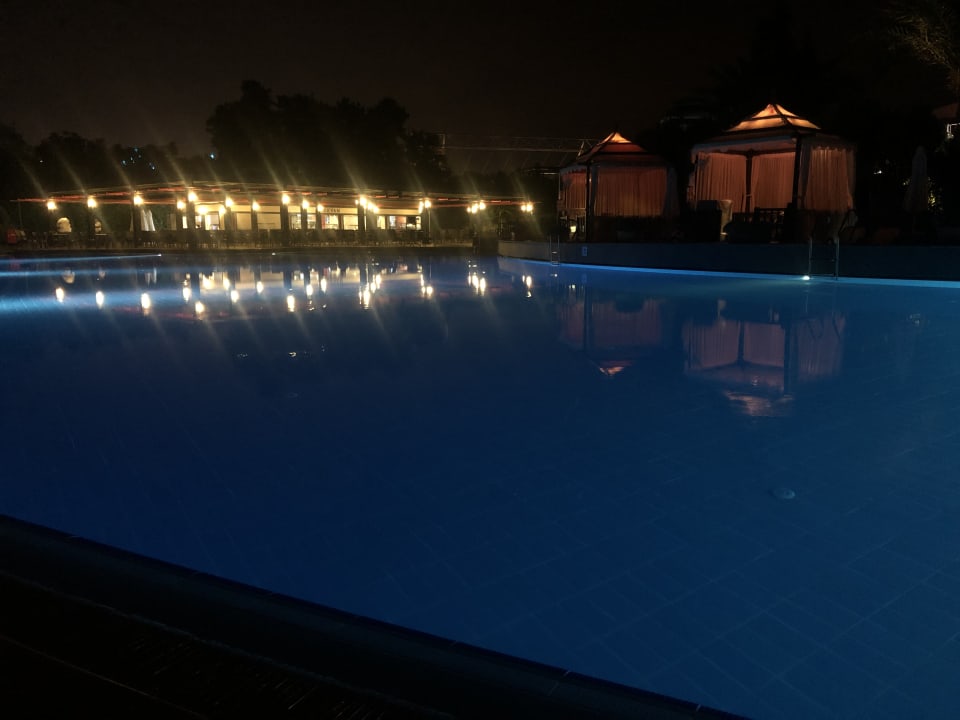 Pool Limak Lara Deluxe Hotel & Resort