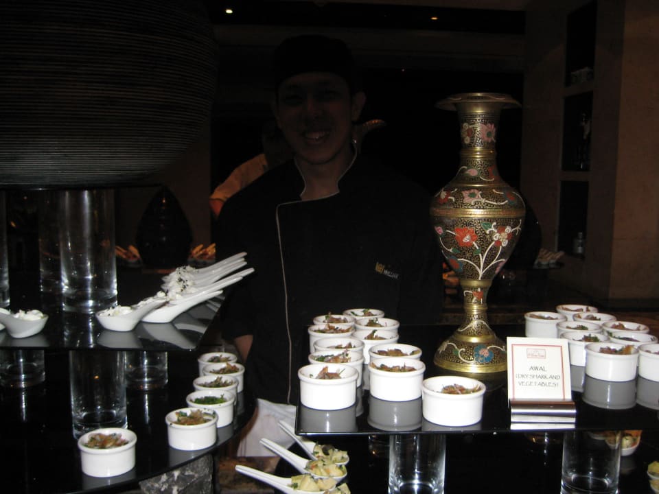 Kleine Leckereien Al Bustan Palace - A Ritz-Carlton Hotel