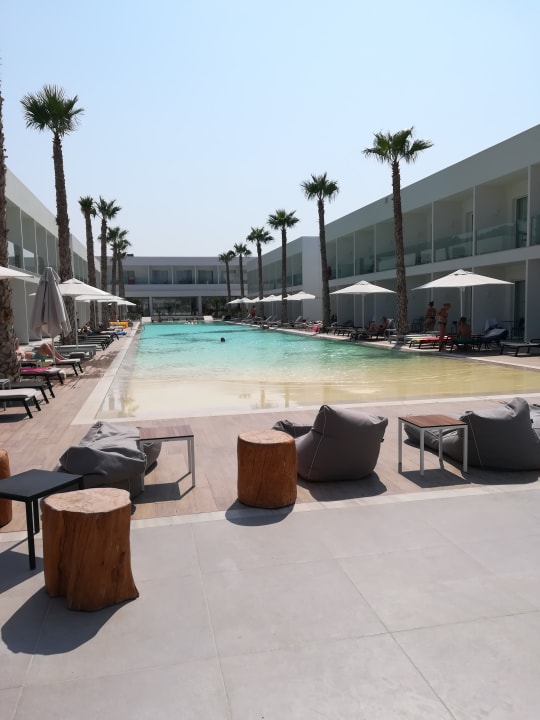 Pool White Dreams Resort & Anex