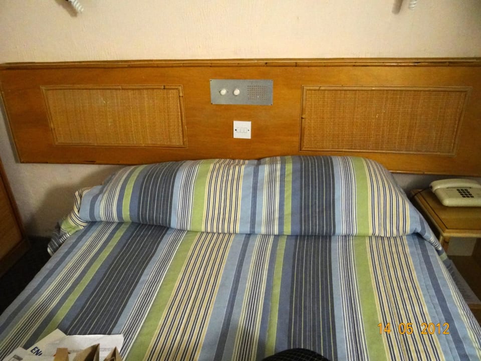 Doppelzimmer Days Inn Hotel & Residence