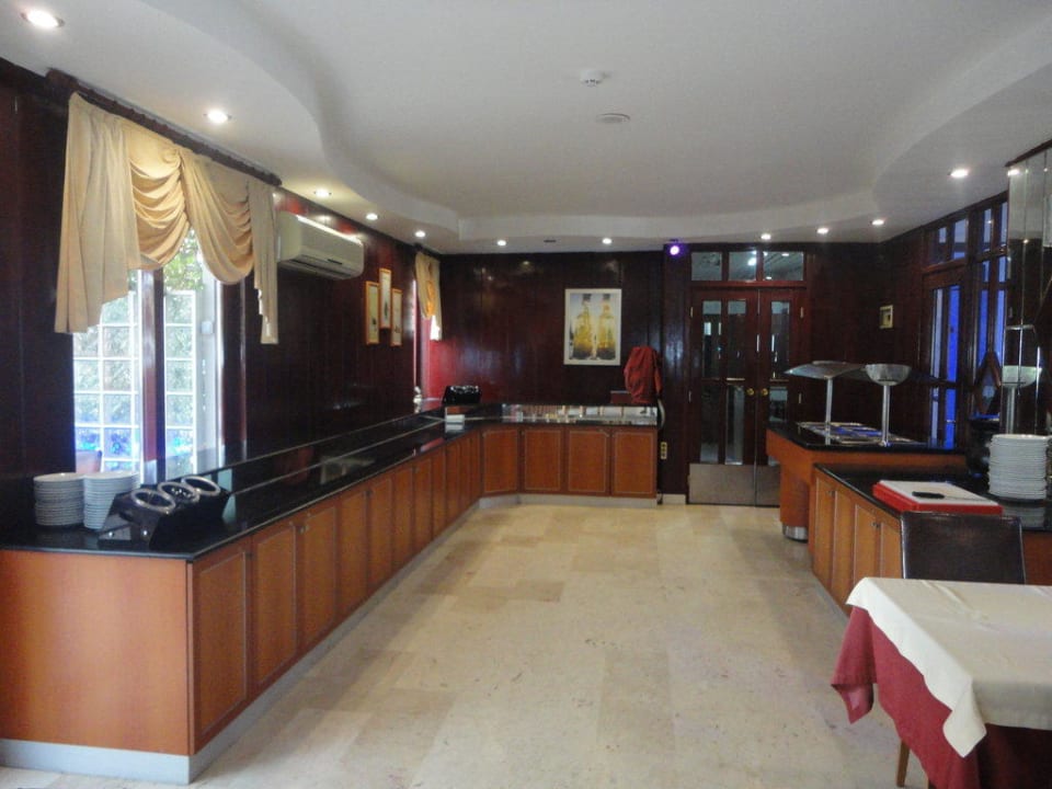 Celine Kleopatra Celine Hotel