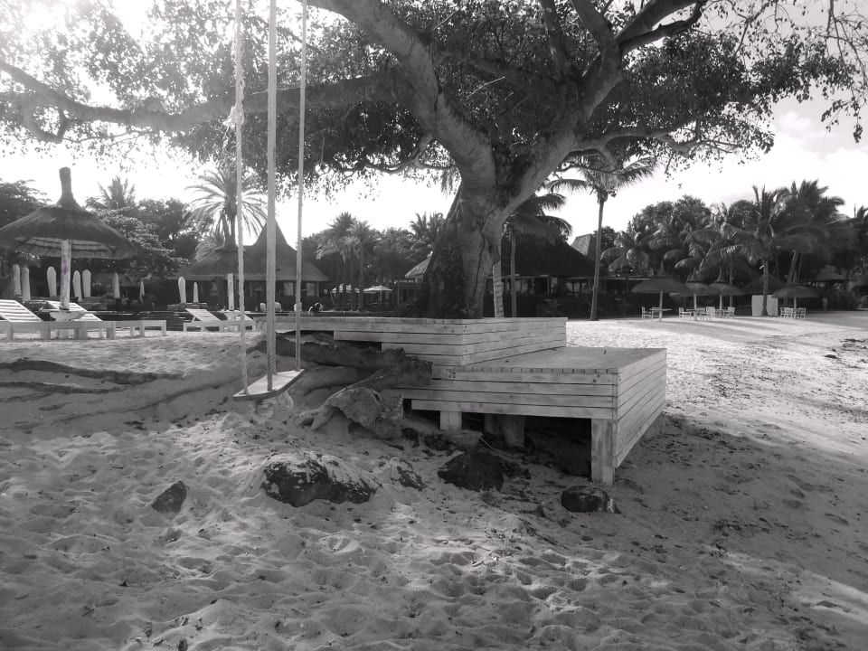 Strand Shanti Maurice Resort & Spa