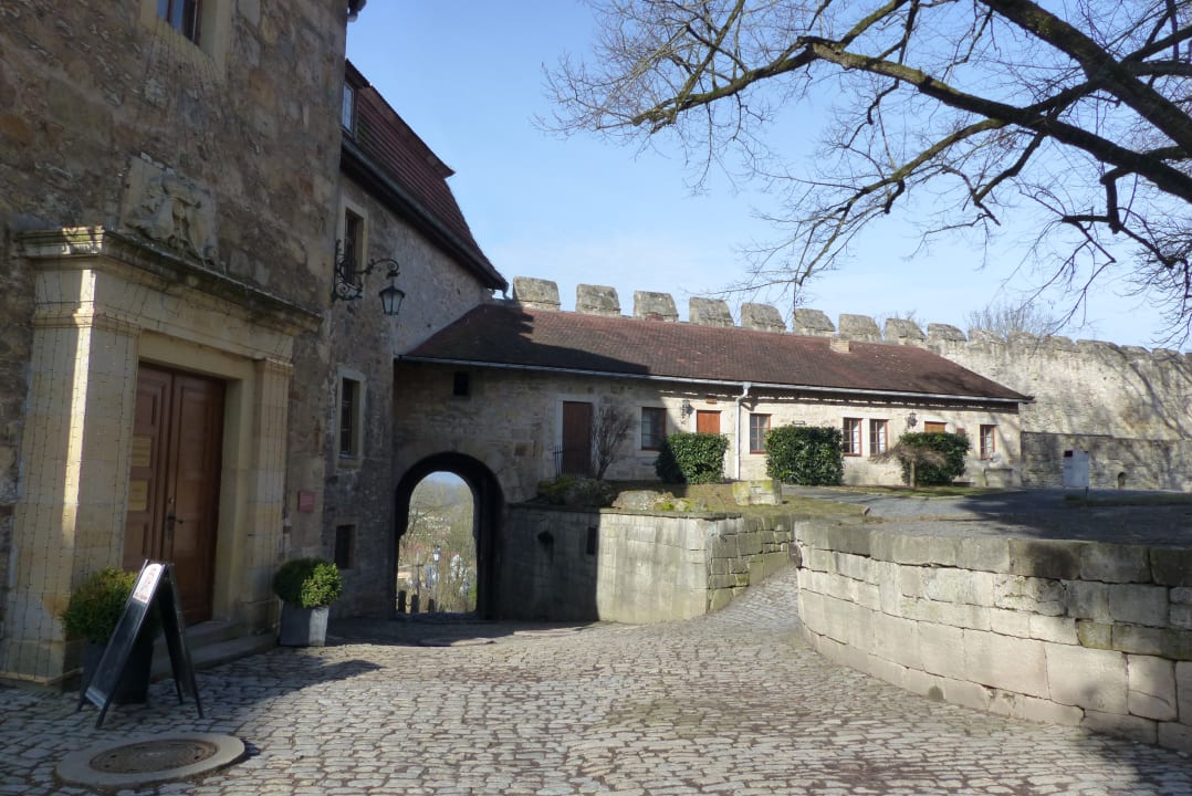 Außenansicht Hotel Auf Der Creuzburg