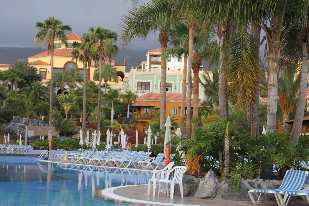 Pool am Abend Bahia Principe Sunlight Costa Adeje