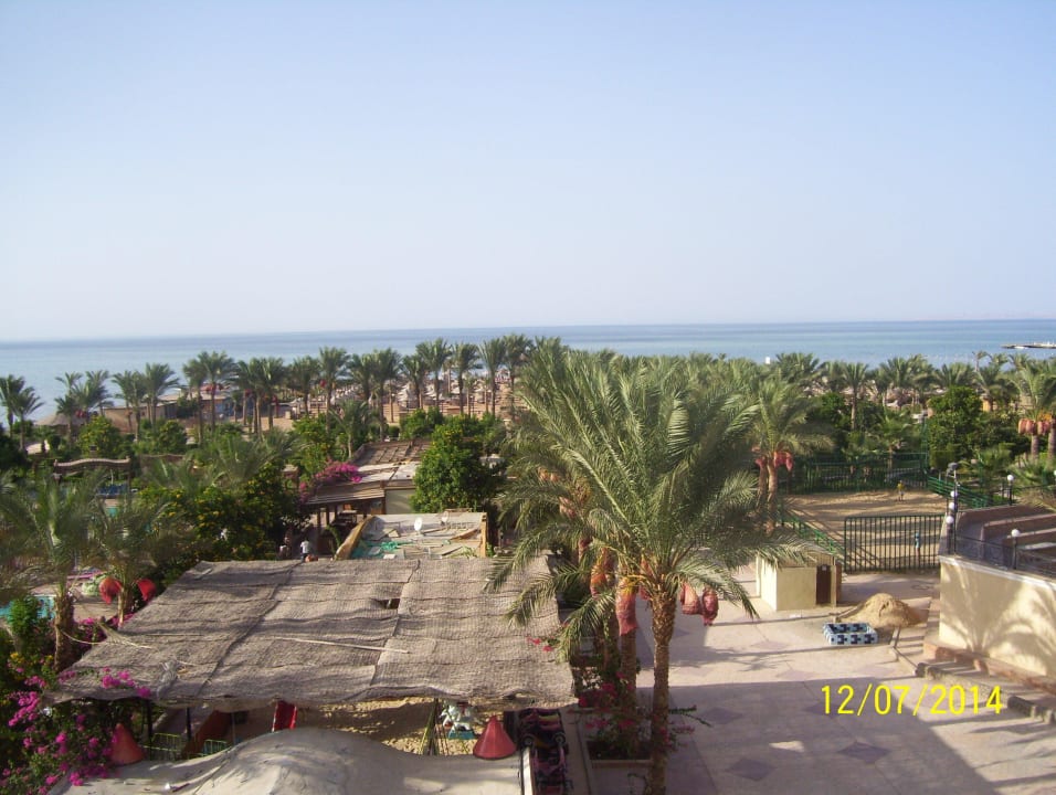 С отеля Riviera Aqua Park Resort