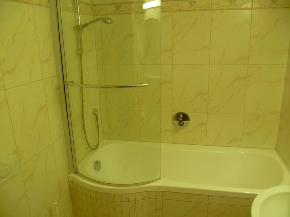 Bad Hotel & Pension Strolz