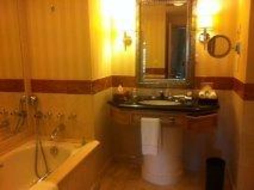 Traumhaftes Bad Grand Hyatt Muscat