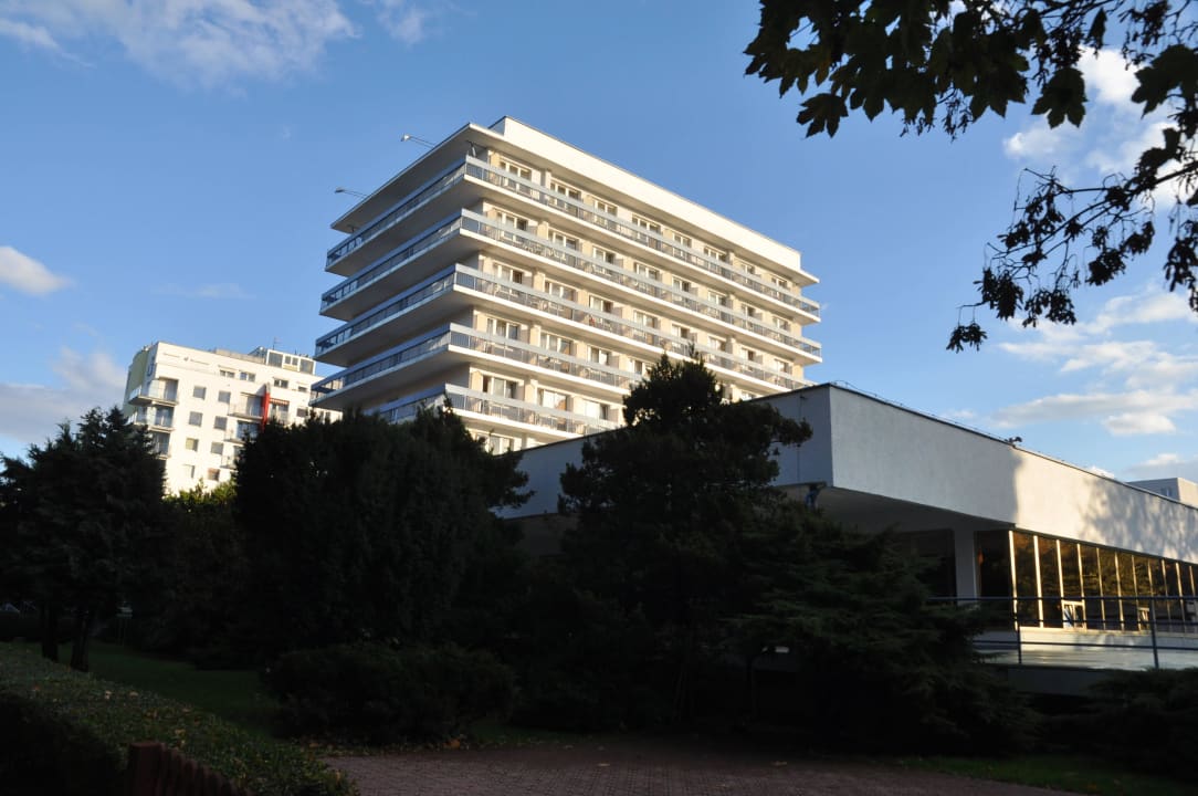Hotel z zewnątrz Kielczanka