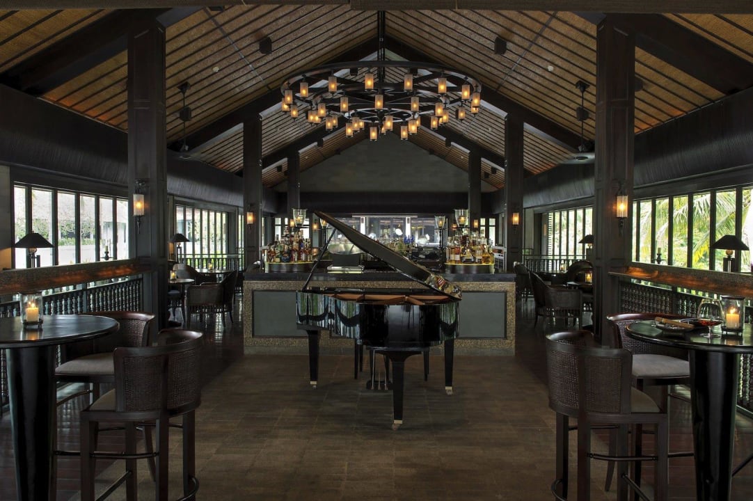 The Bar Four Seasons The Nam Hai, Hoi An, Vietnam