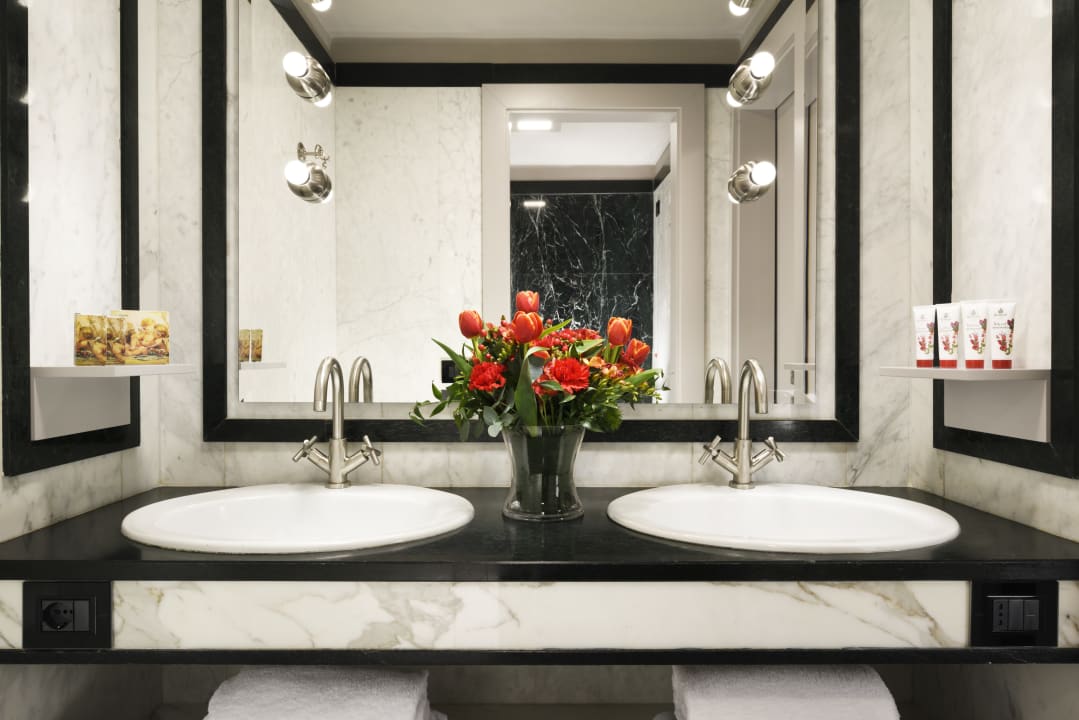 Zimmer Grand Hotel Parker's