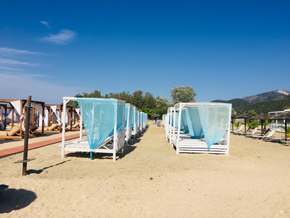 Strand Alea Hotel & Suites