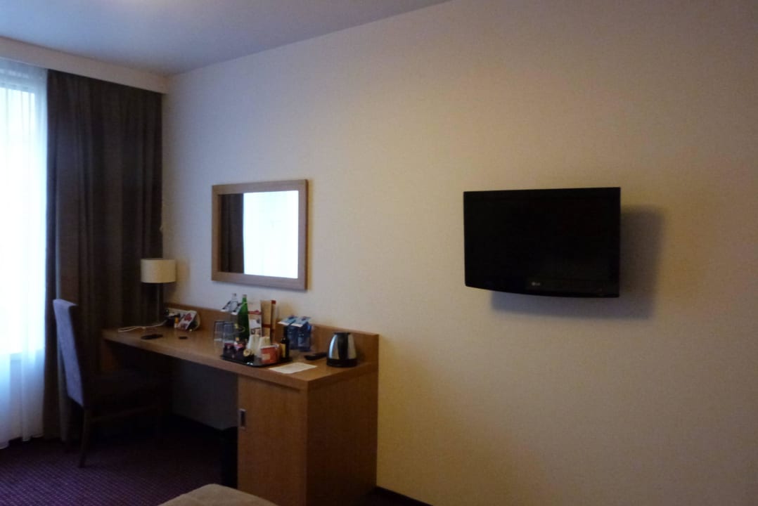 Minibar und TV Botanique Hotel Prague