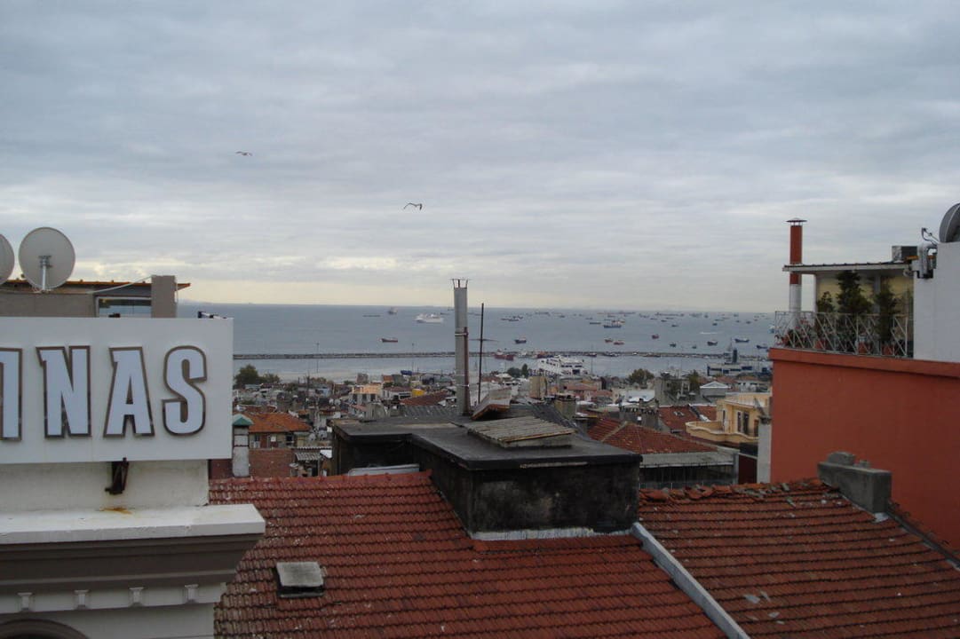 Ausblick ohne Teleskop Zimmer 601 Inter Istanbul Hotel