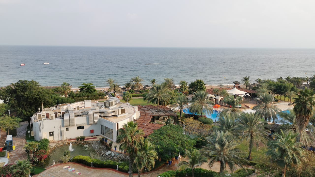 Ausblick Hotel Le Meridien Al Aqah Beach Resort
