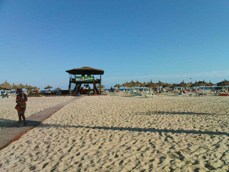 Strandbar mit Aussichtsturm AQI Venus Beach
